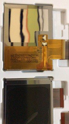 TX09D70VM1CBA هيتاشي 3.5 بوصة 240 (RGB) × 320400 (شمعة / متر مربع) درجة حرارة التخزين: -30 ~ 80 درجة مئوية شاشة LCD الصناعية