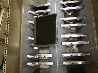 640×480 6.4" زاوية مشاهدة 70/70/40/70 LQ064V3DG01 VGA 124PPI TFT LCD Panel