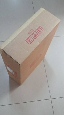 LQ038Q5DR01 3.8 " 320 × 240 450cd / M2 مربع لوحة LCD QVGA 106PPI